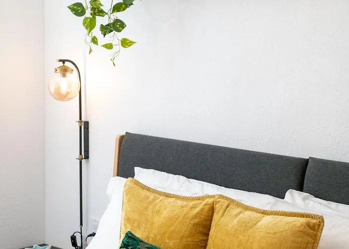 Apartment By The • King Bed + Bbq Grill Clearwater Beach